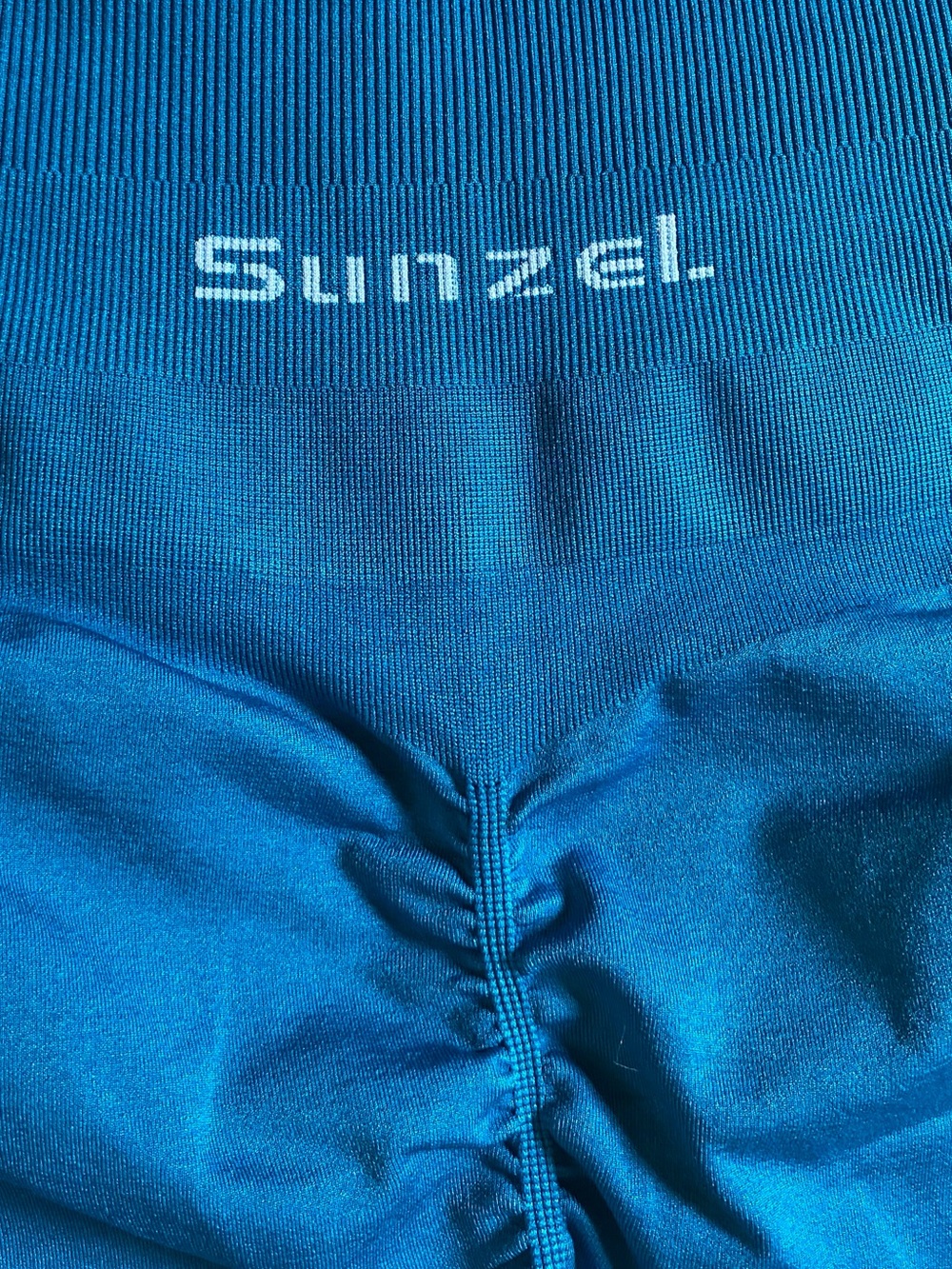 Stretch Performance Legging - Picture 3 of 5